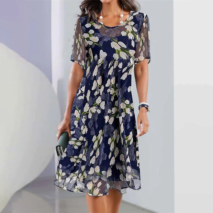 Robe midi bleue à manches courtes