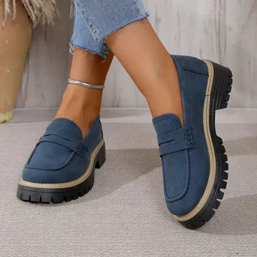 ELISABETTA | COMFORTABLE SUEDE LOAFERS WITH THICK, PADDED SOLE
