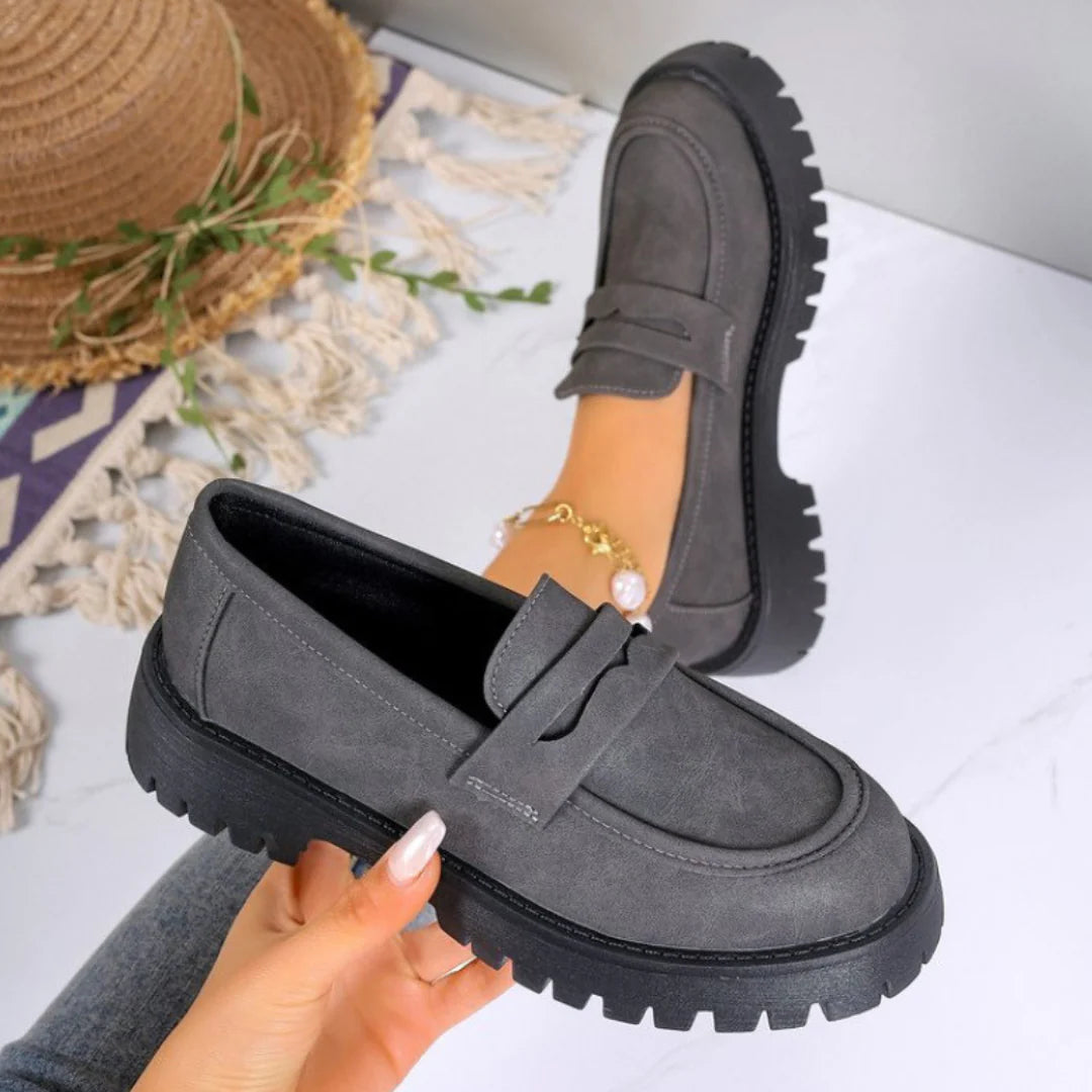 ANA | COMFORTABLE SUEDE LOAFERS WITH THICK, PADDED SOLE
