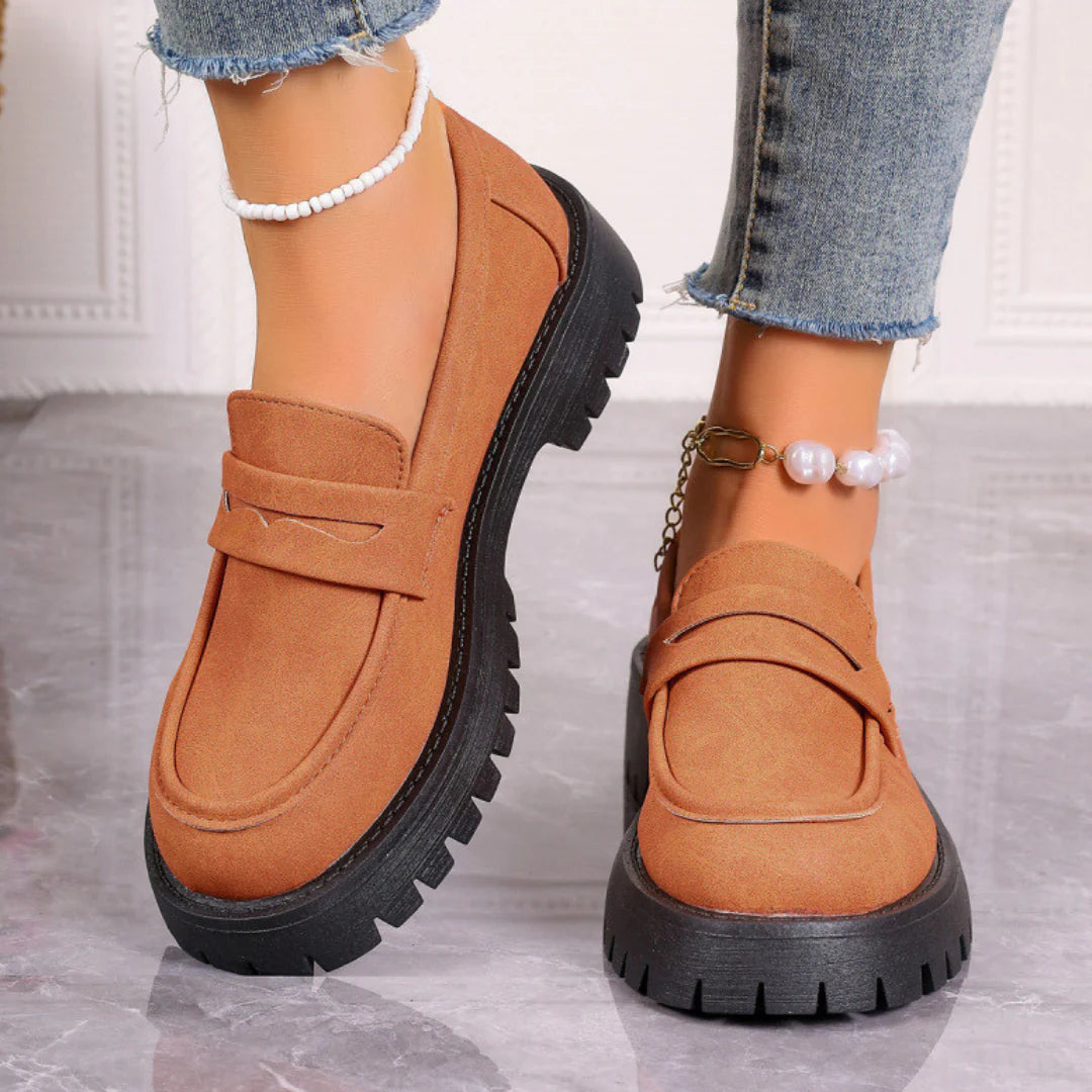 ANA | COMFORTABLE SUEDE LOAFERS WITH THICK, PADDED SOLE