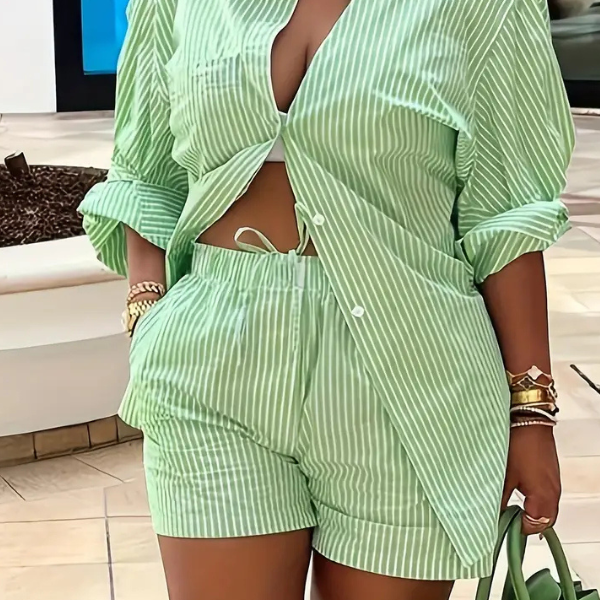 ASHLYN - ENSEMBLE CHEMISE ET SHORT À COL RABATTABLE