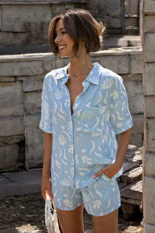 ELIZIA - TENUE TENDANCE CHEMISE À COL RABATTU ET SHORT