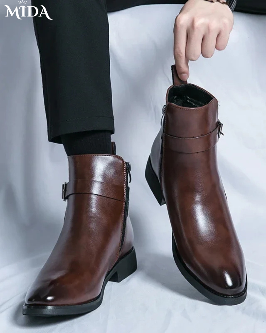 Stride  Genuine Leather Chelsea Boots