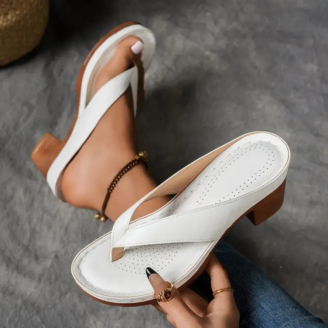 Clotilde | Sandales d'été à talons épais de couleur unie