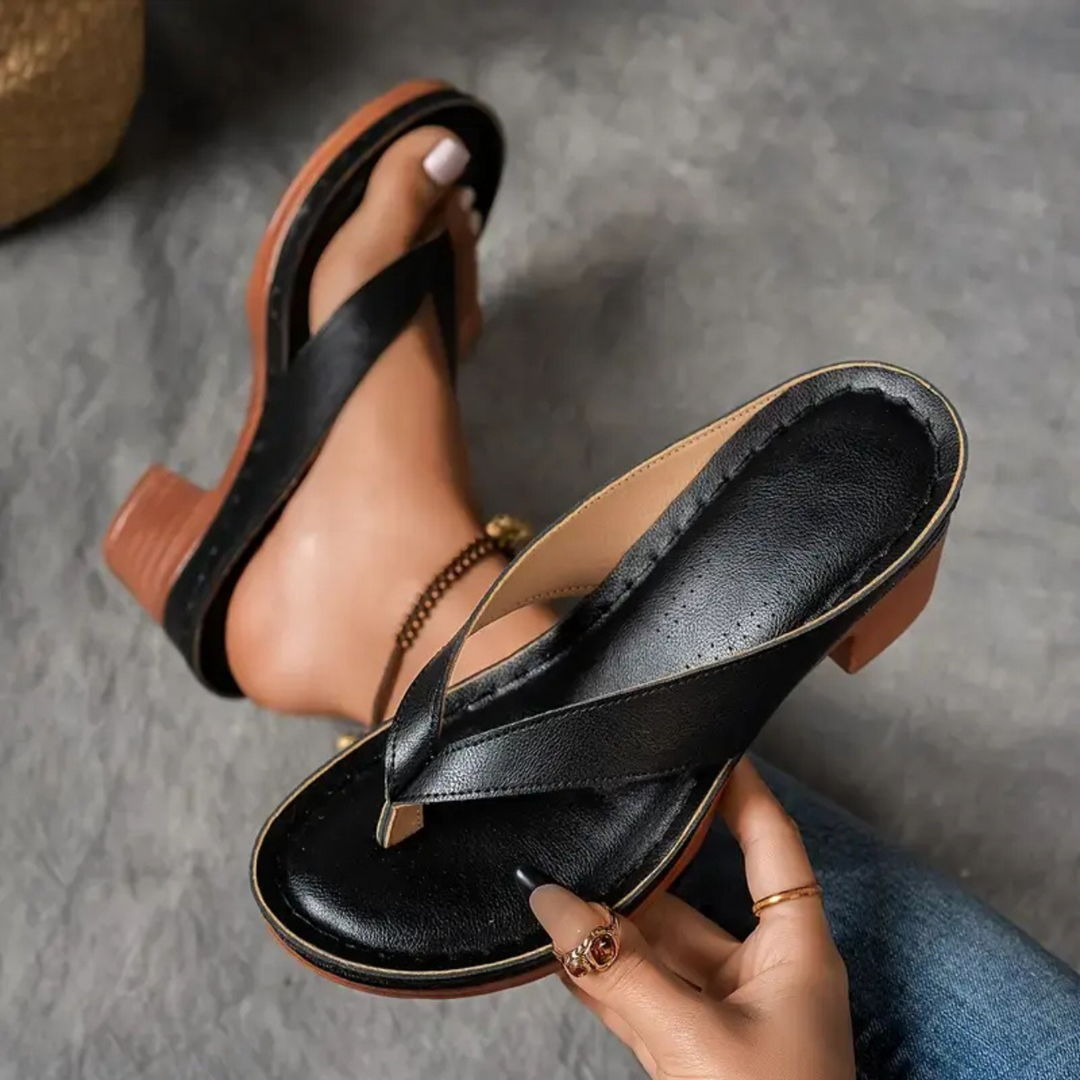 Clotilde | Sandales d'été à talons épais de couleur unie