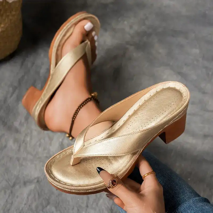 Clotilde | Sandales d'été à talons épais de couleur unie