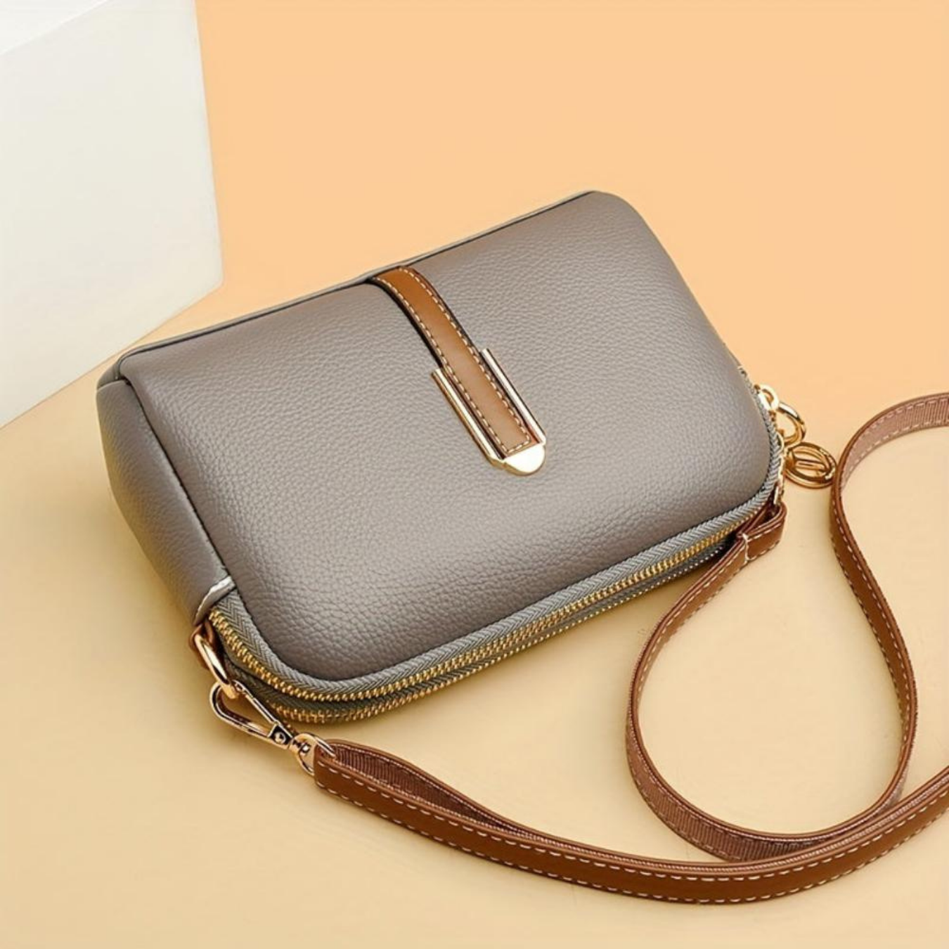 Mila | Sac bandoulière Litchi en relief