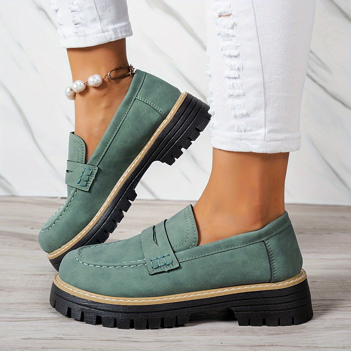 ELISABETTA | COMFORTABLE SUEDE LOAFERS WITH THICK, PADDED SOLE