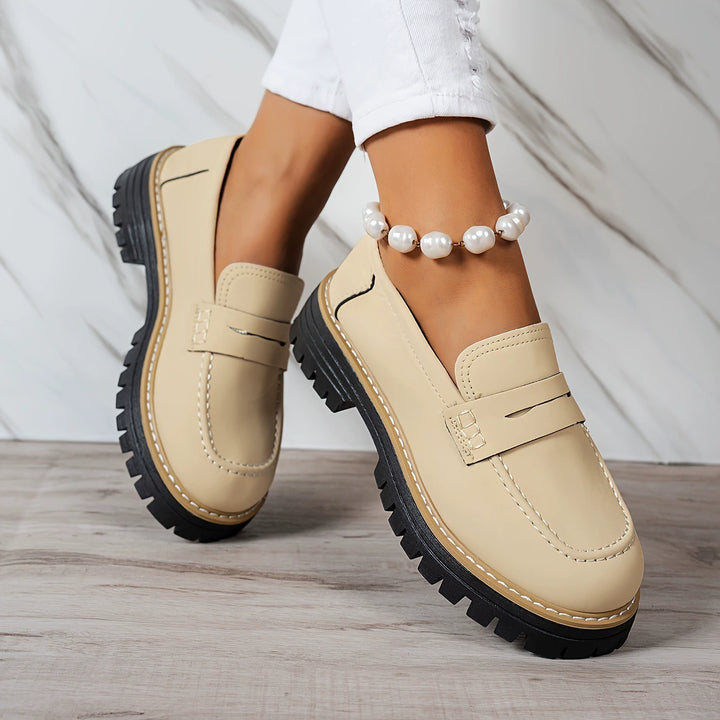 ELISABETTA | COMFORTABLE SUEDE LOAFERS WITH THICK, PADDED SOLE