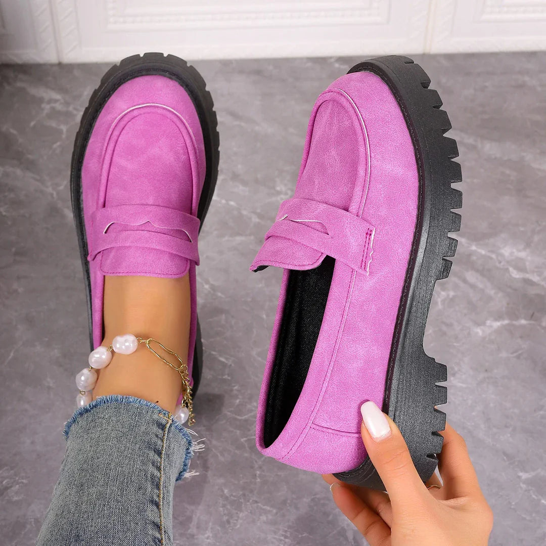 ANA | COMFORTABLE SUEDE LOAFERS WITH THICK, PADDED SOLE