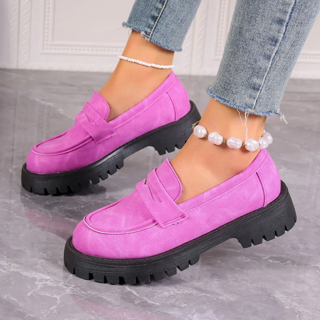 ANA | COMFORTABLE SUEDE LOAFERS WITH THICK, PADDED SOLE