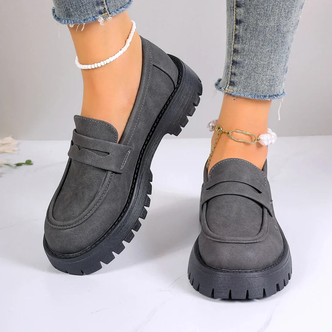 ANA | COMFORTABLE SUEDE LOAFERS WITH THICK, PADDED SOLE