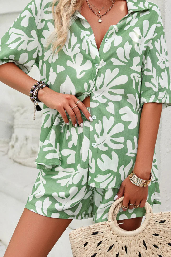 CARMEN - TENUE D'ÉTÉ AVEC CHEMISE ET SHORT À IMPRIMÉ FLORAL