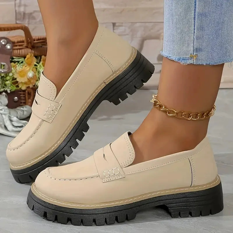 ELISABETTA | COMFORTABLE SUEDE LOAFERS WITH THICK, PADDED SOLE