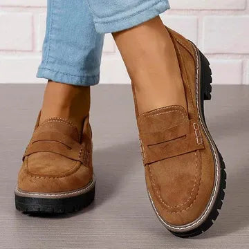 MARIA | COMFORTABLE SUEDE LOAFERS WITH THICK, PADDED SOLE