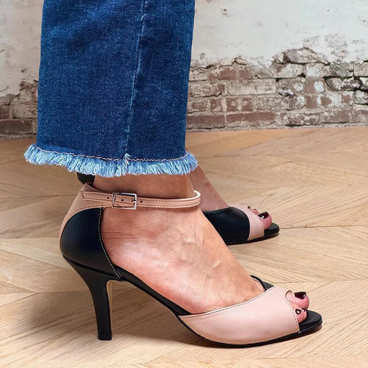 LEARA™ | MID-HEEL PUMPS WITH ANKLE STRAP